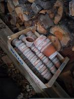 Oude terracotta potjes, Enlèvement