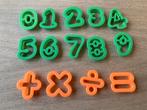 Uitsteekvormpjes cijfers - 14 stuks, Ophalen of Verzenden, Gebruikt, Knutselen