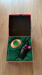 Vintage miniatuur parfum box met broche, Verzamelen, Ophalen, Zo goed als nieuw, Miniatuur