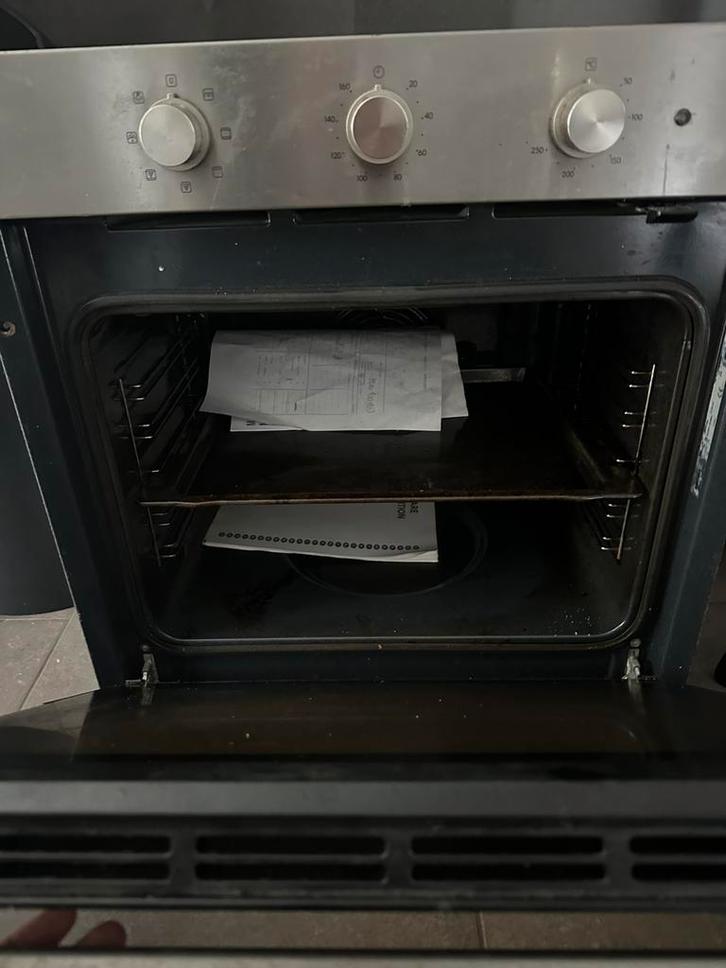Electrische oven in perfecte staat slechts 2 keer gebruikt, Elektronische apparatuur, Ovens, Zo goed als nieuw, Oven, Ophalen