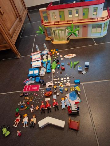 playmobil hotel 5265 beschikbaar voor biedingen