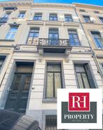 Appartement à louer à Ixelles, 3 chambres, 112 m², Appartement, 3 kamers