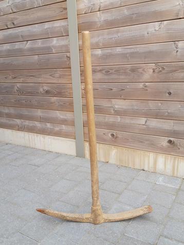 Pikhouweel (48cm) beschikbaar voor biedingen