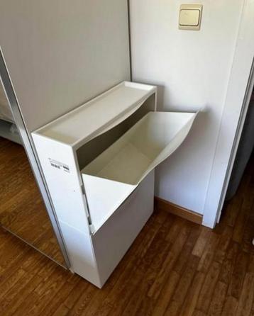 Meubler à chaussures / Shoe Cabinet beschikbaar voor biedingen