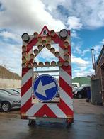 AANHANGWAGEN MET VERKEERSBORD, Ophalen, Gebruikt