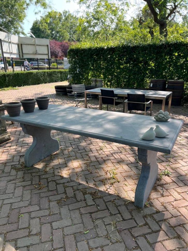Hardstenen tuintafel, Belgische hardsteen, Tuin en Terras, Tuintafels, Gebruikt, Rechthoekig, Overige materialen, Ophalen