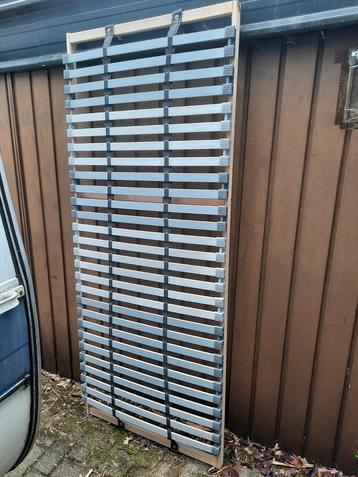 Gratis lattenbodem 80x200 beschikbaar voor biedingen