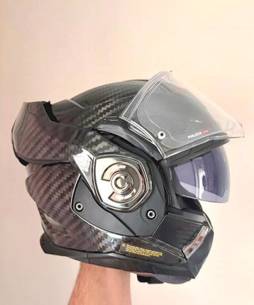 Casque carbon solid ls2  beschikbaar voor biedingen