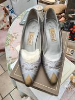 Escarpins Cypres pointure 37,5 portés, Ophalen, Gedragen, Pumps
