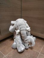 Joli câlin, éléphant avec enfant, Enlèvement ou Envoi, Comme neuf, Éléphant