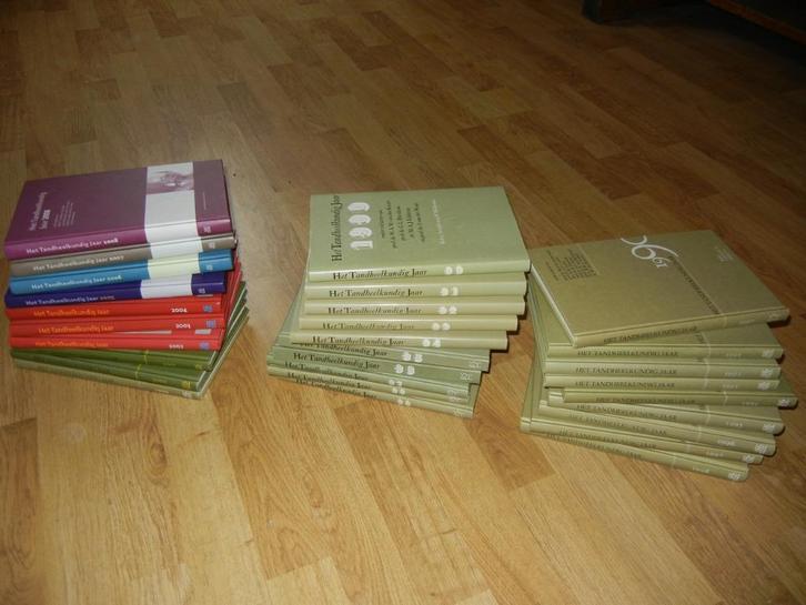 Boeken Tandheelkundig Jaar 1980-2008, Boeken, Wetenschap, Zo goed als nieuw, Overige wetenschappen, Ophalen of Verzenden