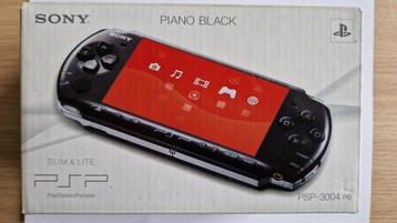  Sony PSP 3004 Piano Black met TV kabel en spel beschikbaar voor biedingen