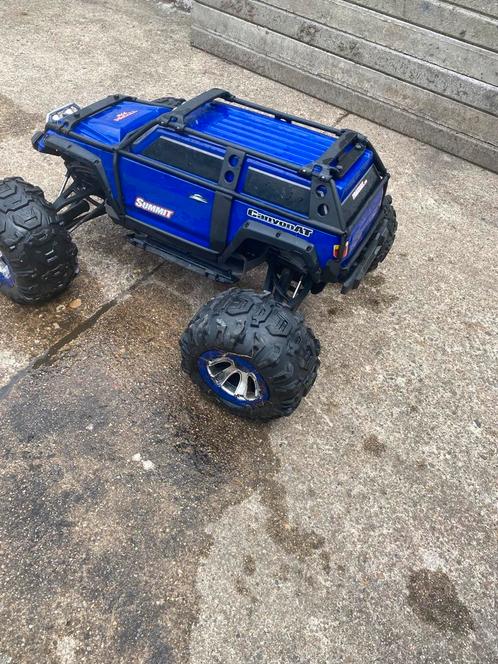 Traxxas summit, Hobby en Vrije tijd, Modelbouw | Radiografisch | Auto's, Zo goed als nieuw, Ophalen
