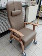 Splinternieuwe luxueuze relaxzetel, Huis en Inrichting, Zetels | Zetels, Ophalen, Nieuw, Eenpersoons, Hout