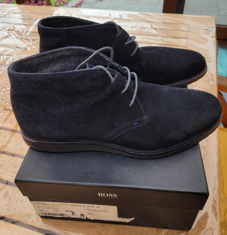 Mooi paar stevige enkellaarzen merk Hugo Boss, 45, Kleding | Heren, Schoenen, Zo goed als nieuw, Ophalen of Verzenden