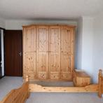 Grande armoire robuste en pin 220x200 cm, Enlèvement