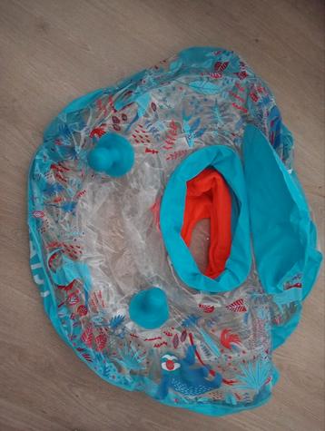 Opblaasbaar zwembad met zitje en handgrepen  beschikbaar voor biedingen