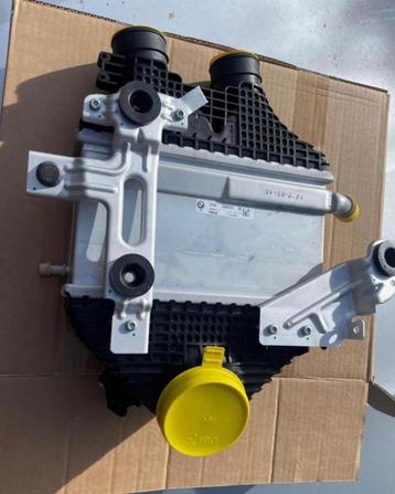 Pattes de fixation du charge cooler M2 M3 M4 S55 beschikbaar voor biedingen