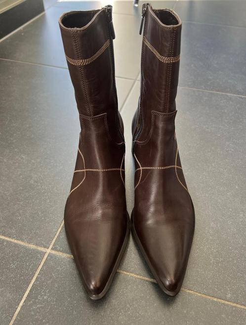 Italiaanse leren laarzen met spitse neus, Kleding | Dames, Schoenen, Zo goed als nieuw, Ophalen of Verzenden
