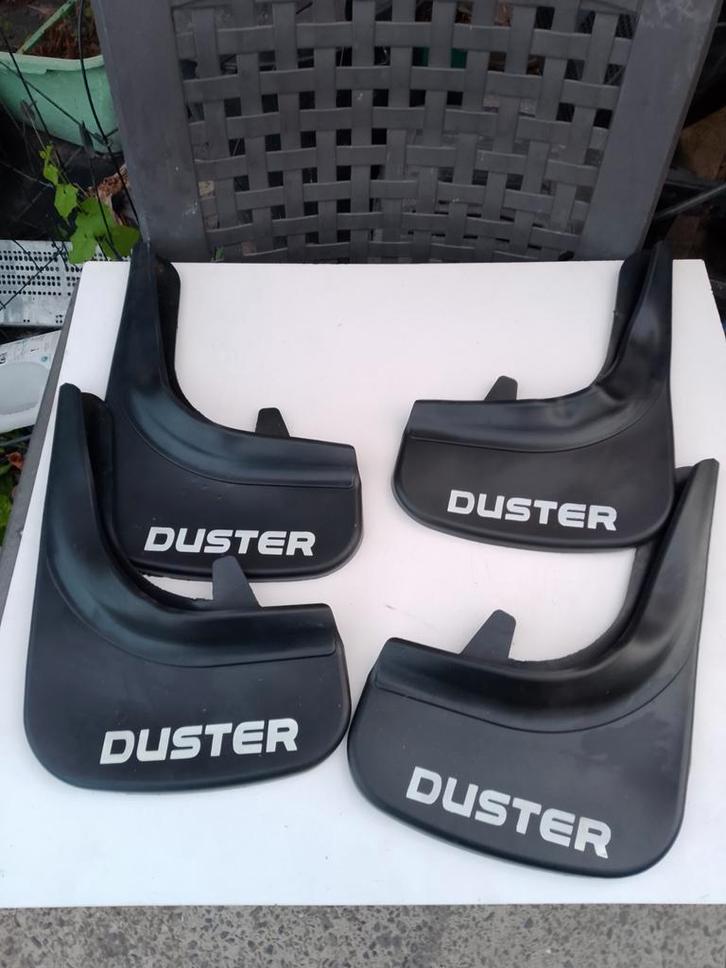 Nieuwe spatlappen voor stofdoek, Auto-onderdelen, Carrosserie, Spatbord, Dacia, Voor, Achter, Nieuw, Ophalen of Verzenden