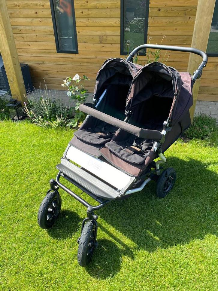 Mountain Buggy duet V3 black met Carry Cot Plus Twins, Kinderen en Baby's, Buggy's, Zo goed als nieuw, Ophalen