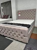 Lit double confortable avec structure robuste, Enlèvement ou Envoi