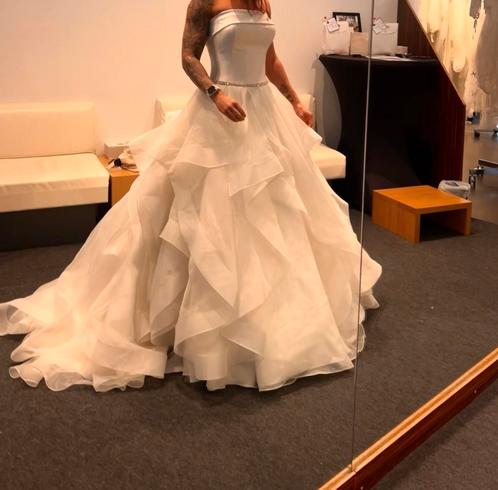 Trouwkleed exlusief model, Kleding | Dames, Trouwkleding en Trouwaccessoires, Zo goed als nieuw, Ophalen