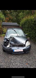 Toyota yaris 2005, Autos, Argent ou Gris, Achat, 1298 cm³, Boîte manuelle