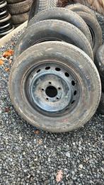 Roue secours camionnette 16’, Enlèvement