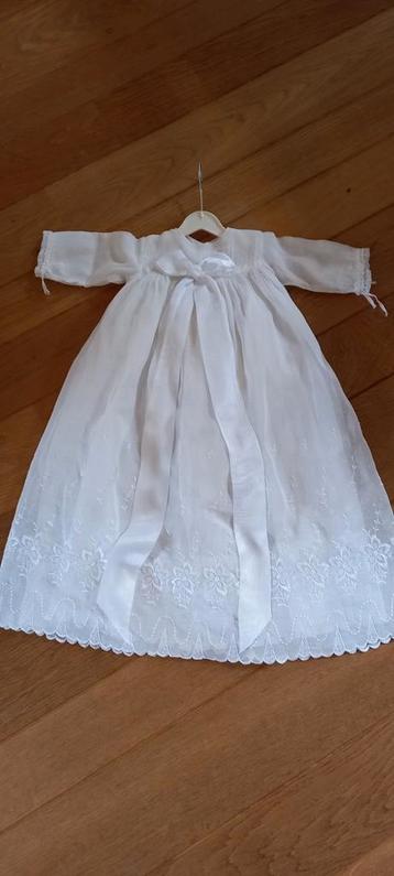 Antiek doopkleding te koop. beschikbaar voor biedingen