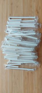 Gratis 60-tal ongebruikte kleine rietjes in plastiekjes, Ophalen of Verzenden