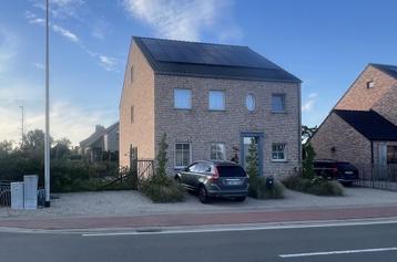 Huis te koop in Linkhout, 4 slpks disponible aux enchères