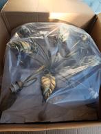 Très beau lustre fantasia