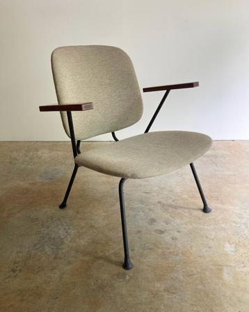 Gijs Van Der Sluis Vintage Fauteuil No.12 beschikbaar voor biedingen