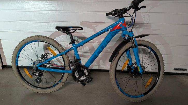 VTT CUBE 24 pouces 21 vitesses et freins à disque, Vélos & Vélomoteurs, Vélos | Femmes | Vélos de sport & de randonnée, Enlèvement