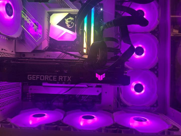 Computer/pc-gamer, Computers en Software, Desktop Pc's, Zo goed als nieuw, 4 Ghz of meer, HDD, 32 GB, Gaming, Ophalen