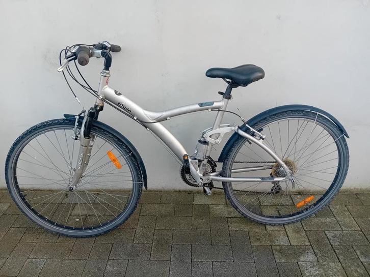 Herenfiets - damesfiets- mountainbike alu Btwin 28inch 21v, Vélos & Vélomoteurs, Vélos | VTT & Mountainbikes, Utilisé, Autres marques