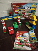 Duplo Cars Tokyo drift grand prix, Kinderen en Baby's, Speelgoed | Duplo en Lego, Ophalen, Zo goed als nieuw, Complete set, Duplo