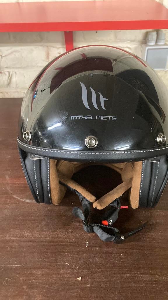 MT helmet, Fietsen en Brommers, Brommerhelmen, Ophalen, Zo goed als nieuw
