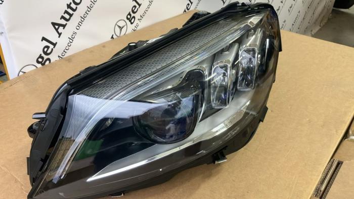 Phare gauche d'un Mercedes C-Klasse, 3 mois de garantie, Utilisé, -, -