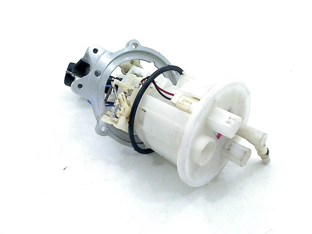 BRANDSTOFPOMP FZ 6 2004-2006 (FZ6 FAZER) (5vx-13907-01), Motoren, Onderdelen | Yamaha, Dhr. S. di Majo, Gebruikt, Info@cama-motorparts.nl