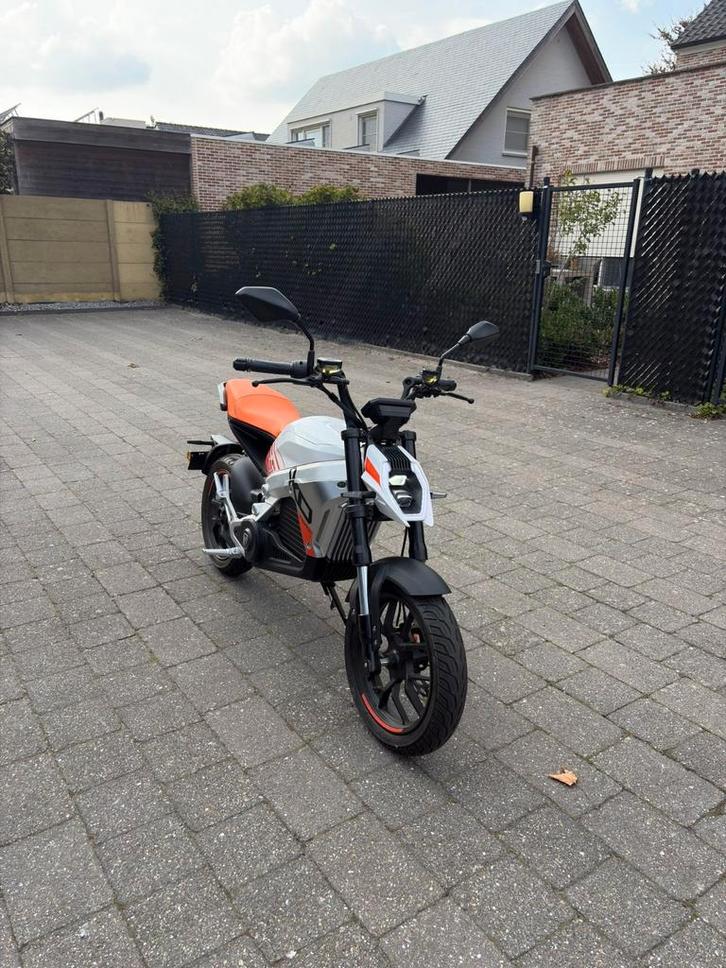 Tromox Ukko S | EN PARFAIT ÉTAT | Seulement 16 km !, Motos, Motos | Marques Autre, Enlèvement