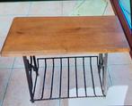 Jolie table basse et porte journaux 50 sur 25, h 47cm, Enlèvement ou Envoi