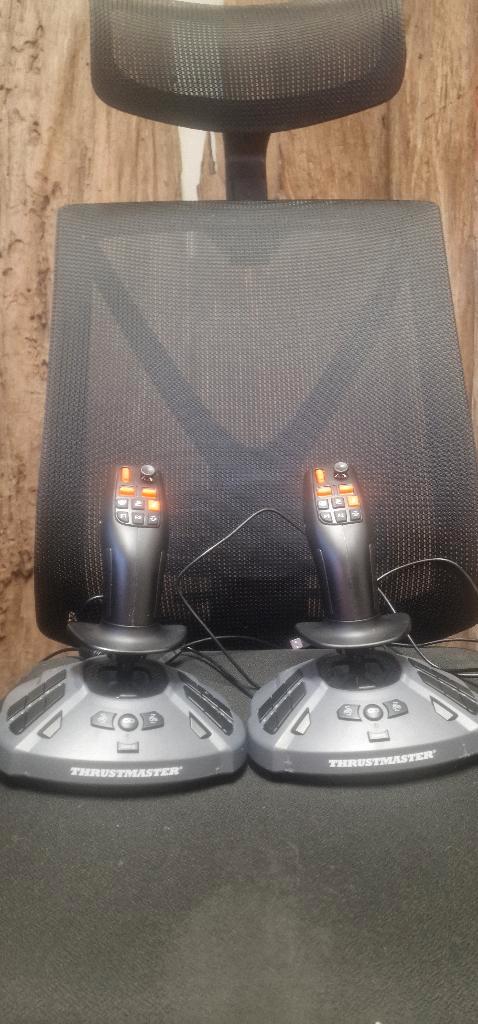 Thrustmaster SimTask Farm Stick PC, Computers en Software, Joysticks, Zo goed als nieuw, Ophalen