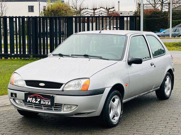 Ford Fiesta 1.3i Benzine * 68.000 Km * 1 ste eigenaar * 2003, Auto's, Ford, Bedrijf, Te koop, Fiësta, Radio, Benzine, Euro 4, Stadsauto