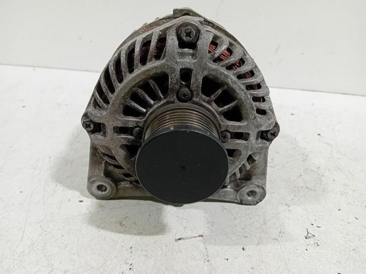 Dynamo Renault Clio, Auto-onderdelen, Motor en Toebehoren, Renault, Gebruikt, Herkomst onderdeel bekend, 12 maanden garantie, Ophalen of Verzenden