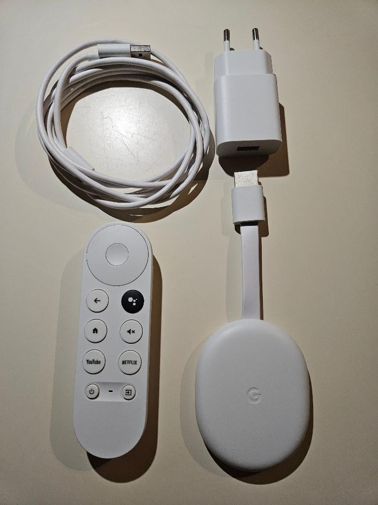 Google Chromecast HD, Audio, Tv en Foto, Mediaspelers, Zo goed als nieuw, Ophalen of Verzenden