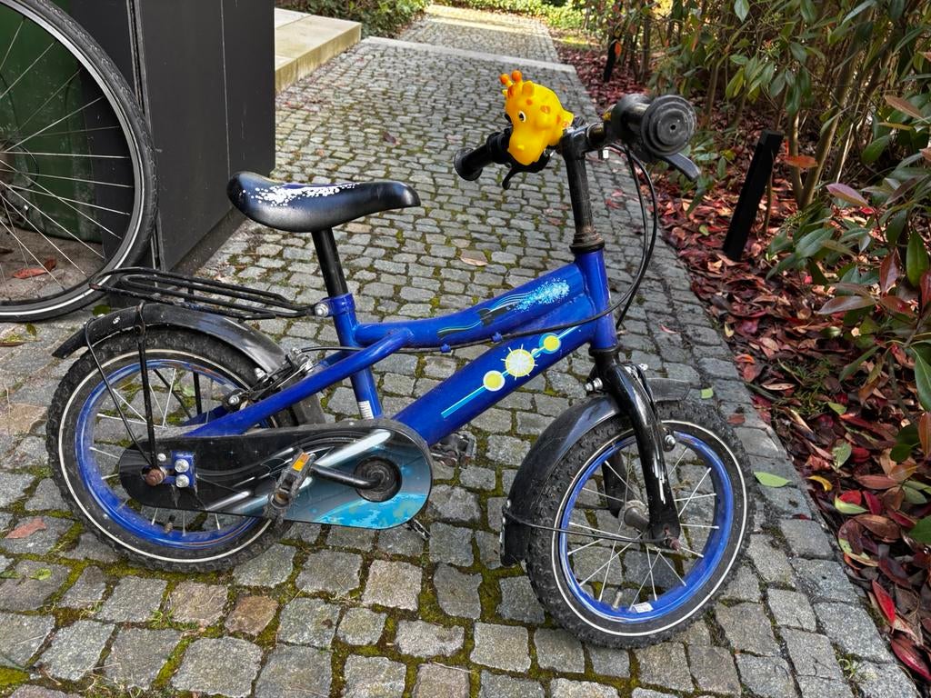 Kinderfiets 14 inch – stevig en speels design, Ophalen, Zo goed als nieuw