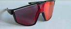 Sportzonnebril NIEUWSTAAT, Ophalen of Verzenden, Zo goed als nieuw