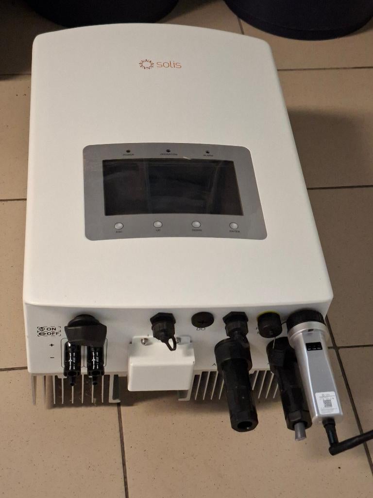 Omvormer zonnepanelen, Elektronische apparatuur, Ophalen, Zo goed als nieuw